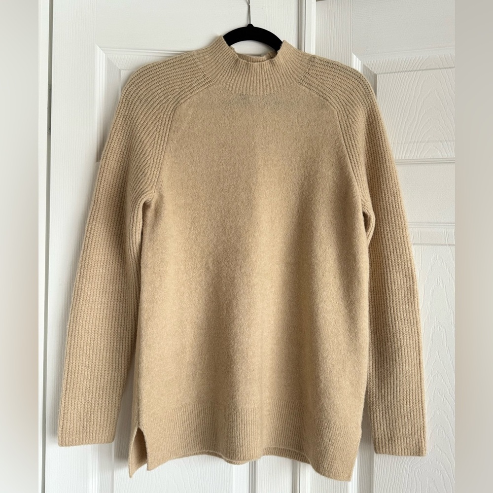 Banana Republic sweater